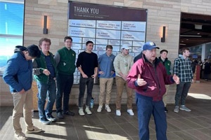 Notre Dame Club connects alumni for service, camaraderie